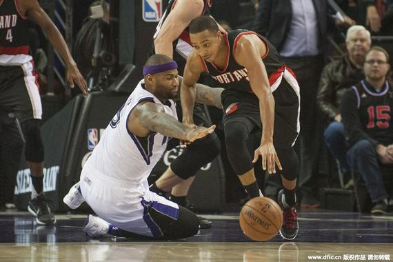 又抢下后场 又抢下后场