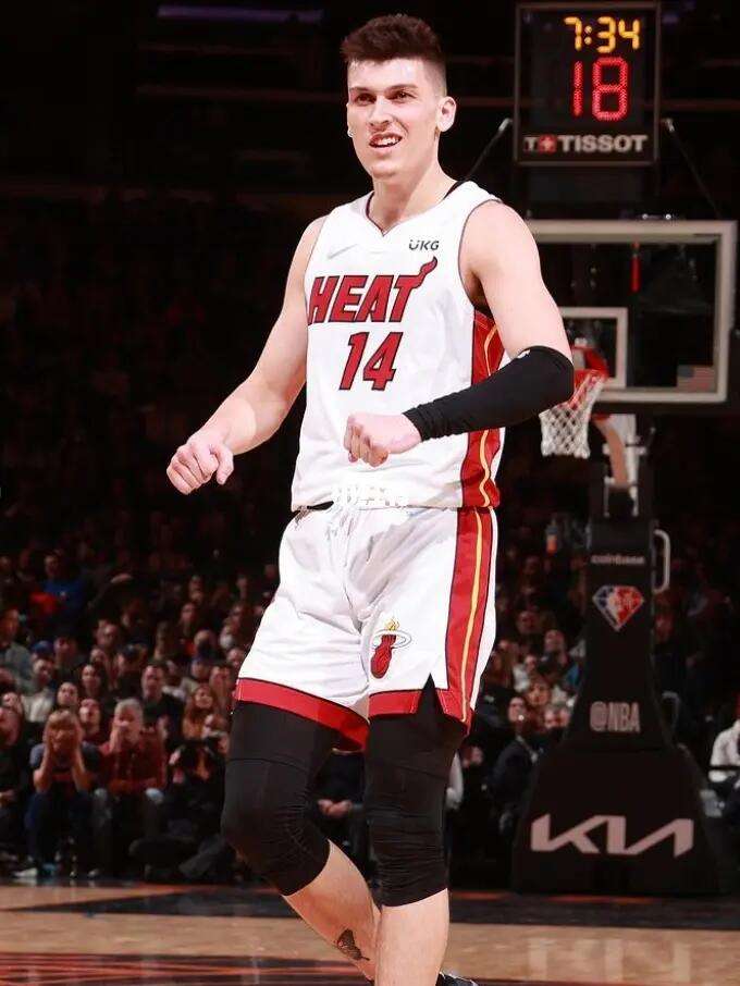 与更默契的 与更默契的