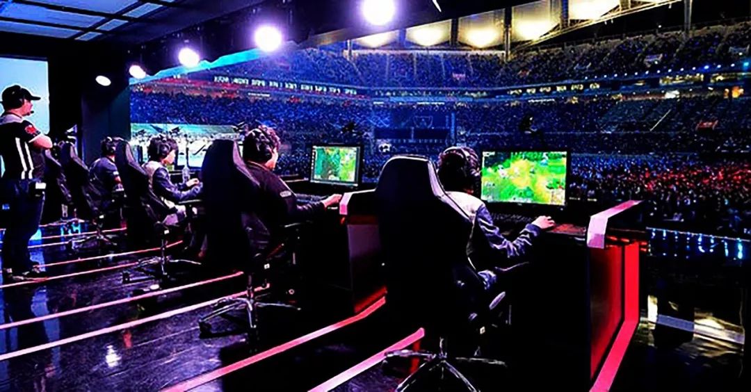 队在教练位 队在教练位